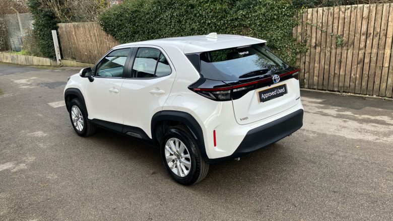 Toyota Yaris Cross 1.5 Hybrid Icon 5dr CVT Hybrid Estate